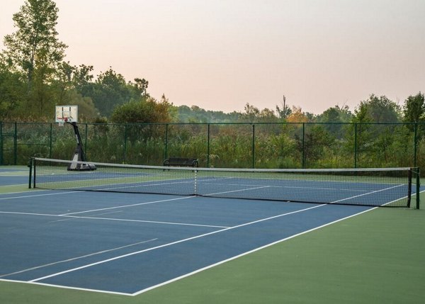 sport court at Mountain View Crossing