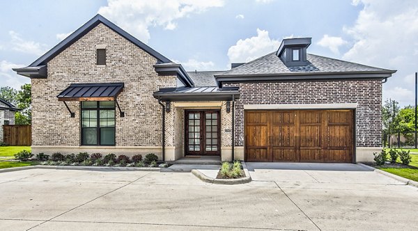 Elan Inwood: Modern of luxury apartments in desirable Dallas neighborhood