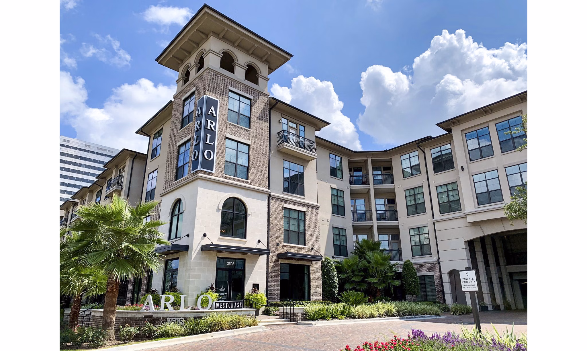 exterior at Arlo Westchase Apartments