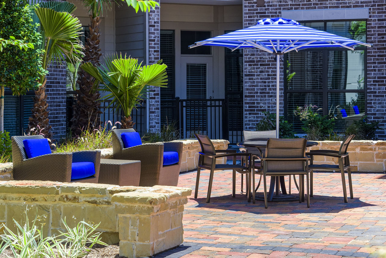 Courtyard at Arlo Westchase (1 of 4)