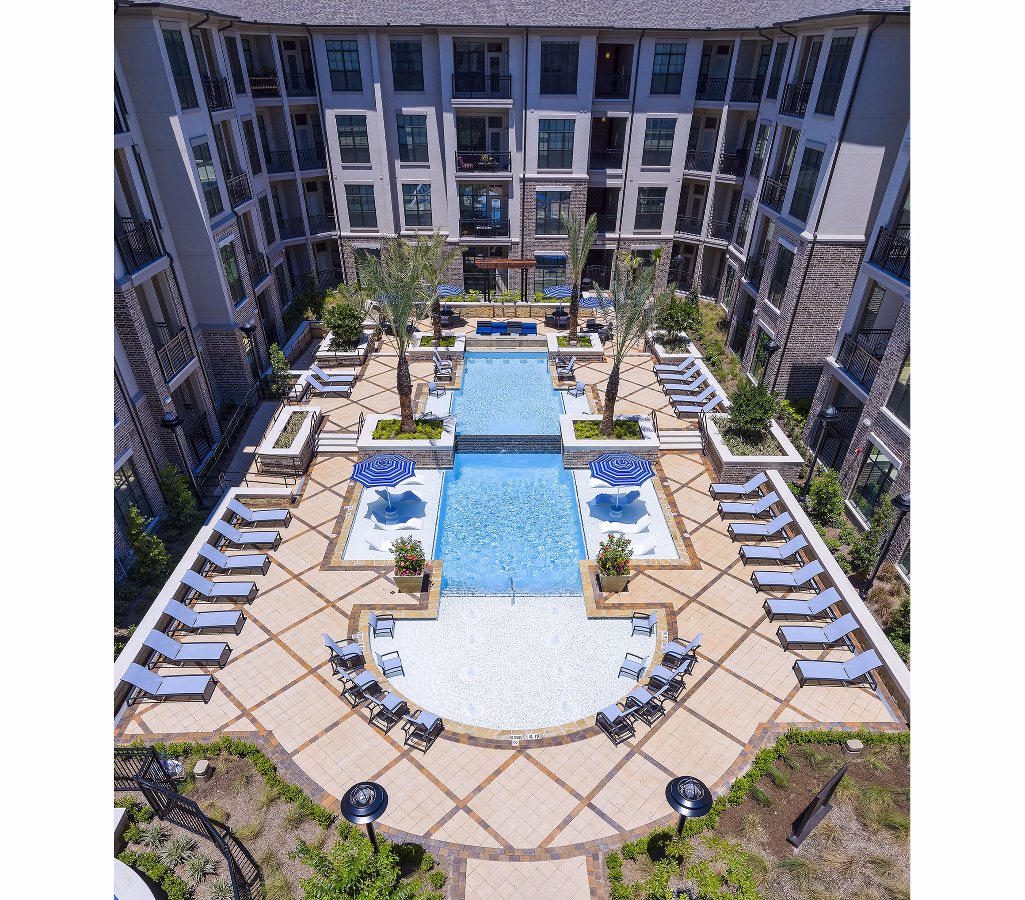 pool at Arlo Westchase Apartments                                        