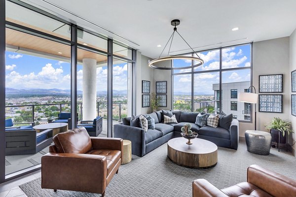 clubhouse/indoor patio at Parq on Speer Apartments