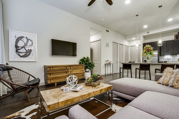 1414 Texas Downtown Apartments: Modern of luxury high-rise in vibrant downtown Houston