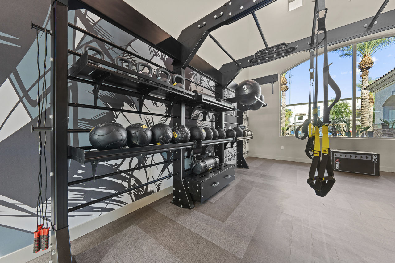 Gym at Bella Mirage (5 of 8)