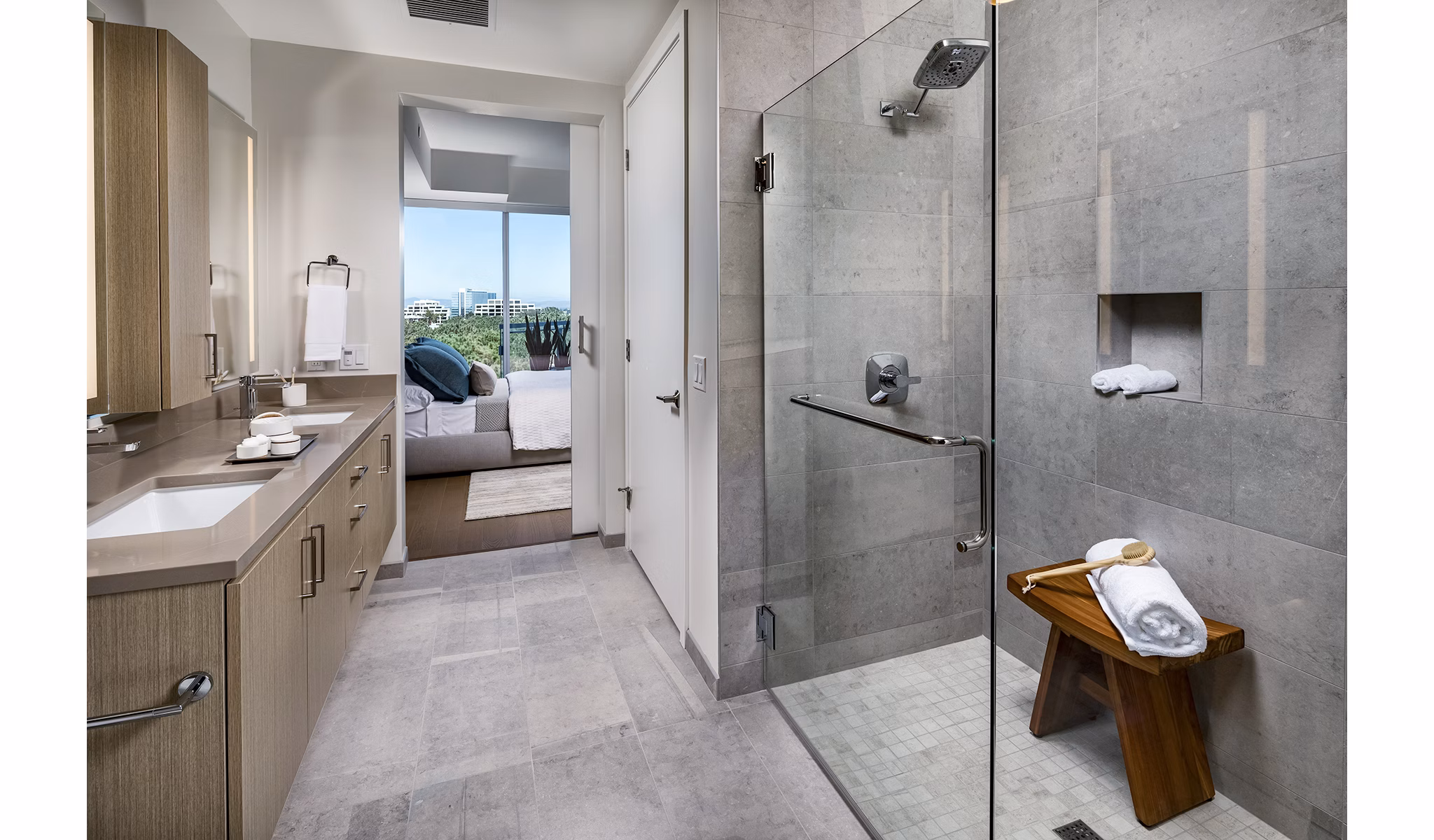 Modern bathroom with sleek fixtures at Palisade at Westfield UTC Apartments