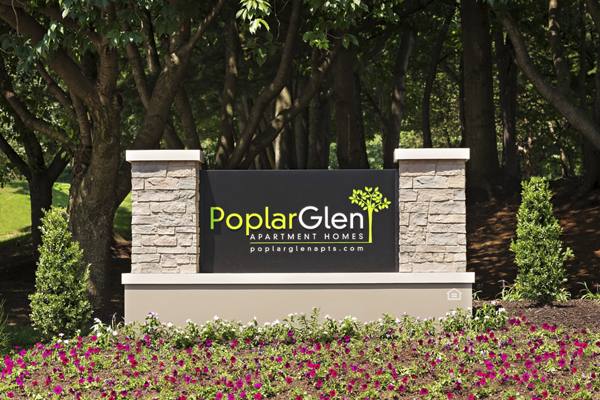 signage at Poplar Glen Apartments