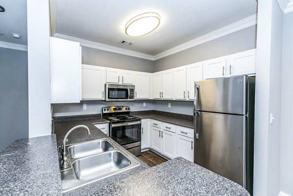 kitchen at Sweetwater Creek Apartments