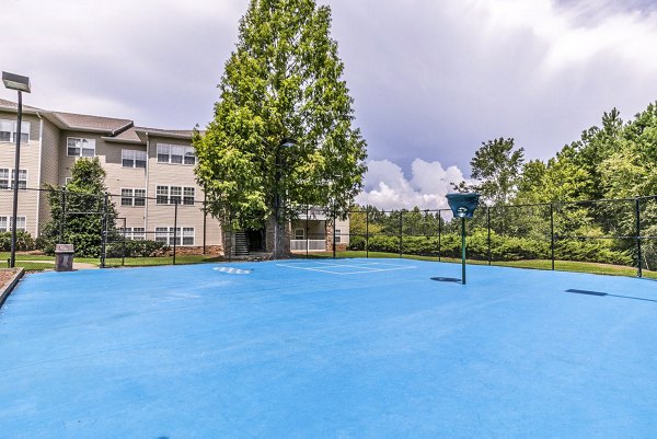 sport court at Sweetwater Creek Apartments