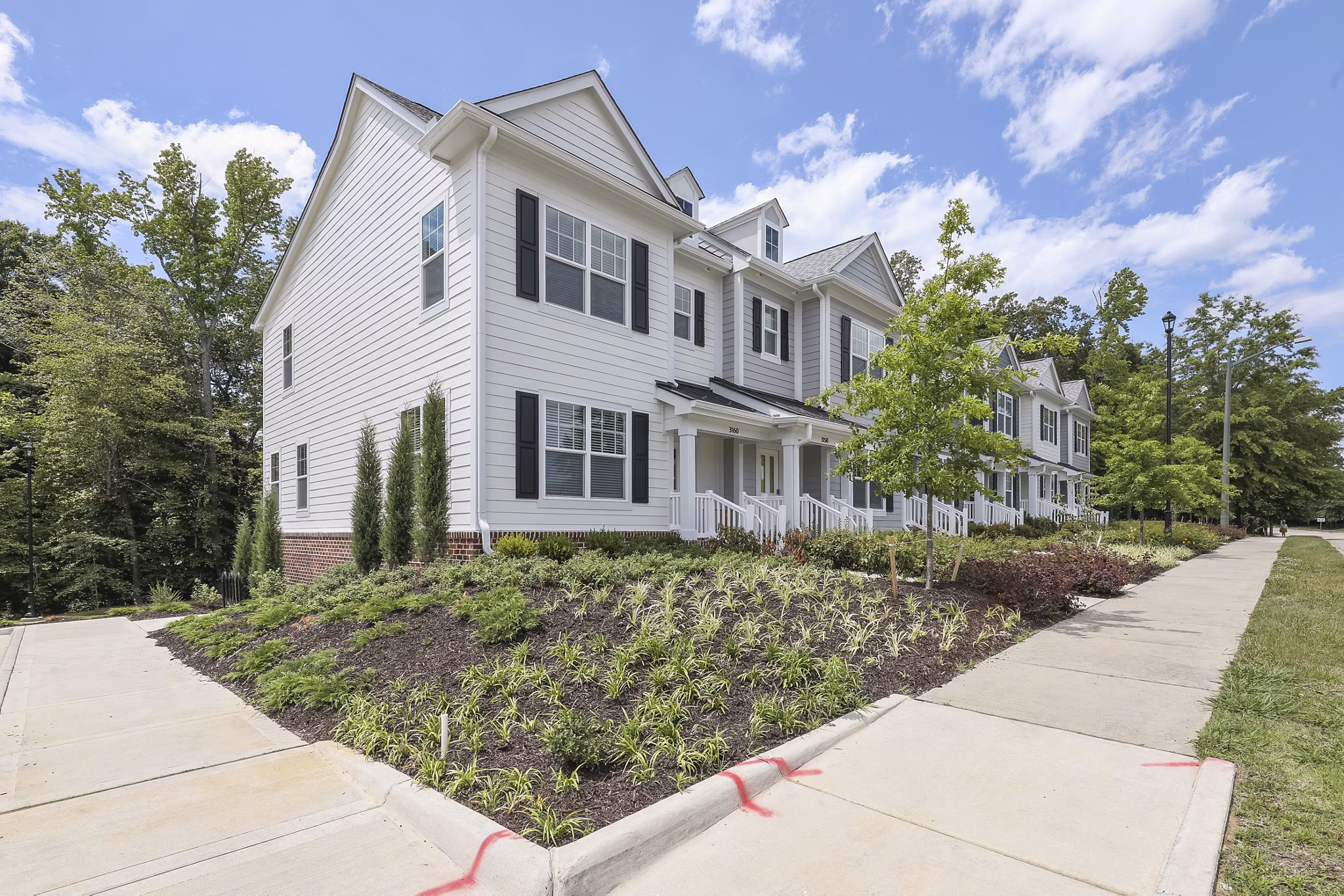 exterior at High Street View Luxury Apartments