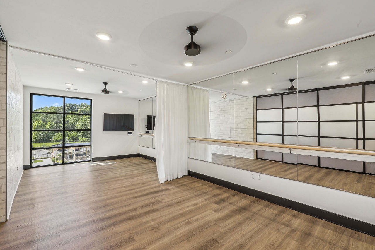 High Street View Luxury Apartments 19 of 28
