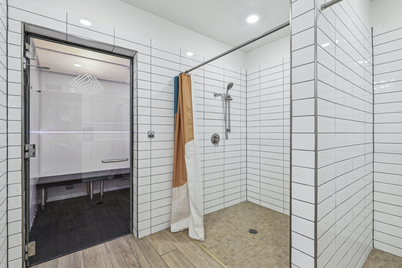 High Street View Luxury Apartments 23 of 28