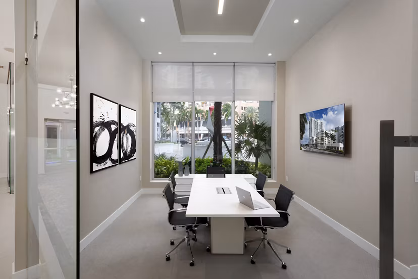 clubhouse at Laureat Apartments 