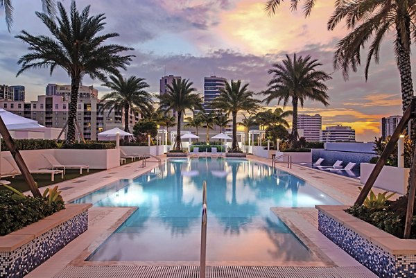 pool at Laureat Apartments 