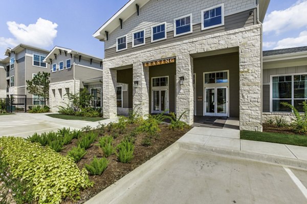 exterior at The Grayson Apartments