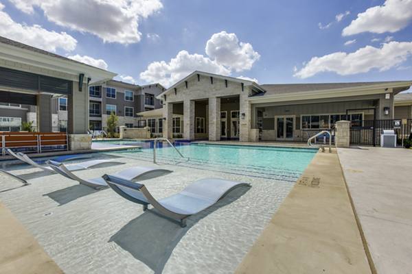 pool at The Grayson Apartments