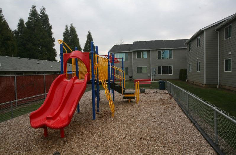 Village East Apartments Salem Or 2 of 5