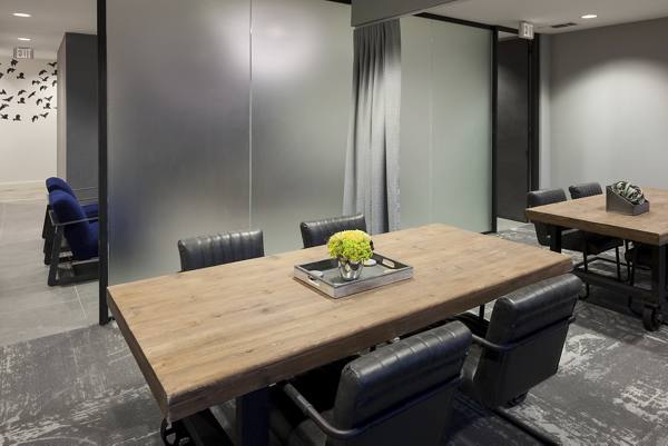 meeting facility at E6 Apartments