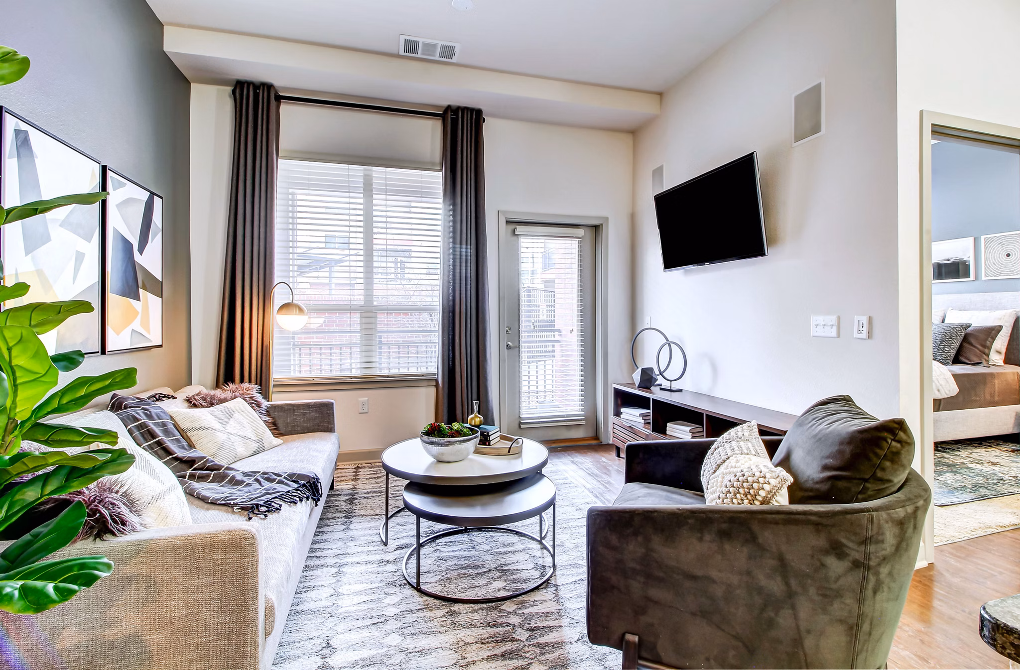 Contemporary living room with modern decor at Mason at Alameda Station Apartments