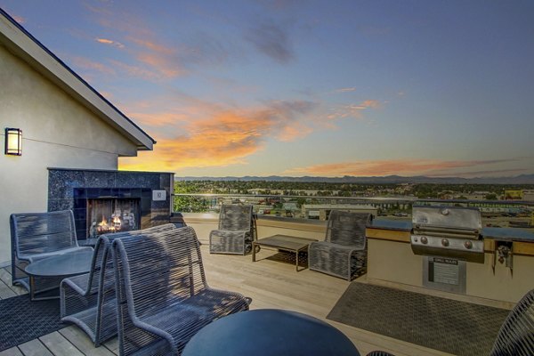 grill area at Mason at Alameda Station Apartments