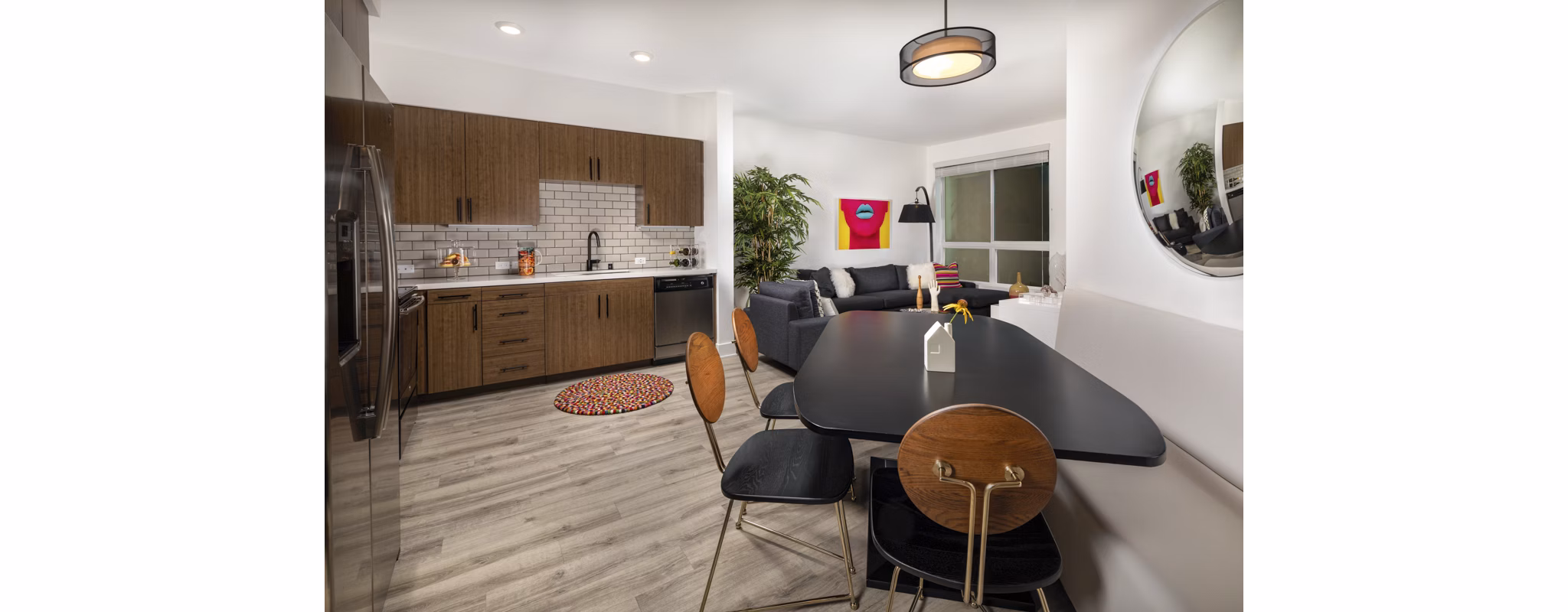 Elegant dining area with contemporary furnishings at Clarendon Apartments