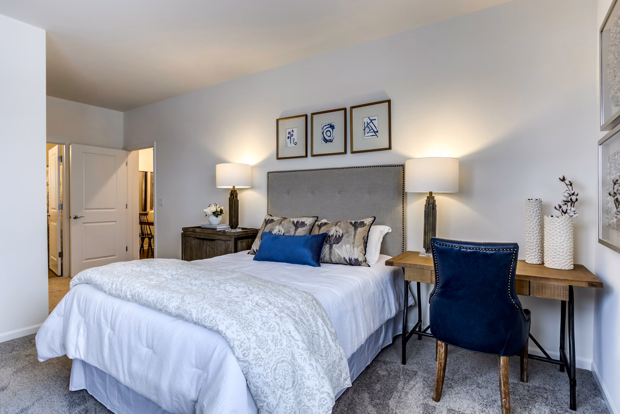 bedroom at Highland Ridgel Apartments