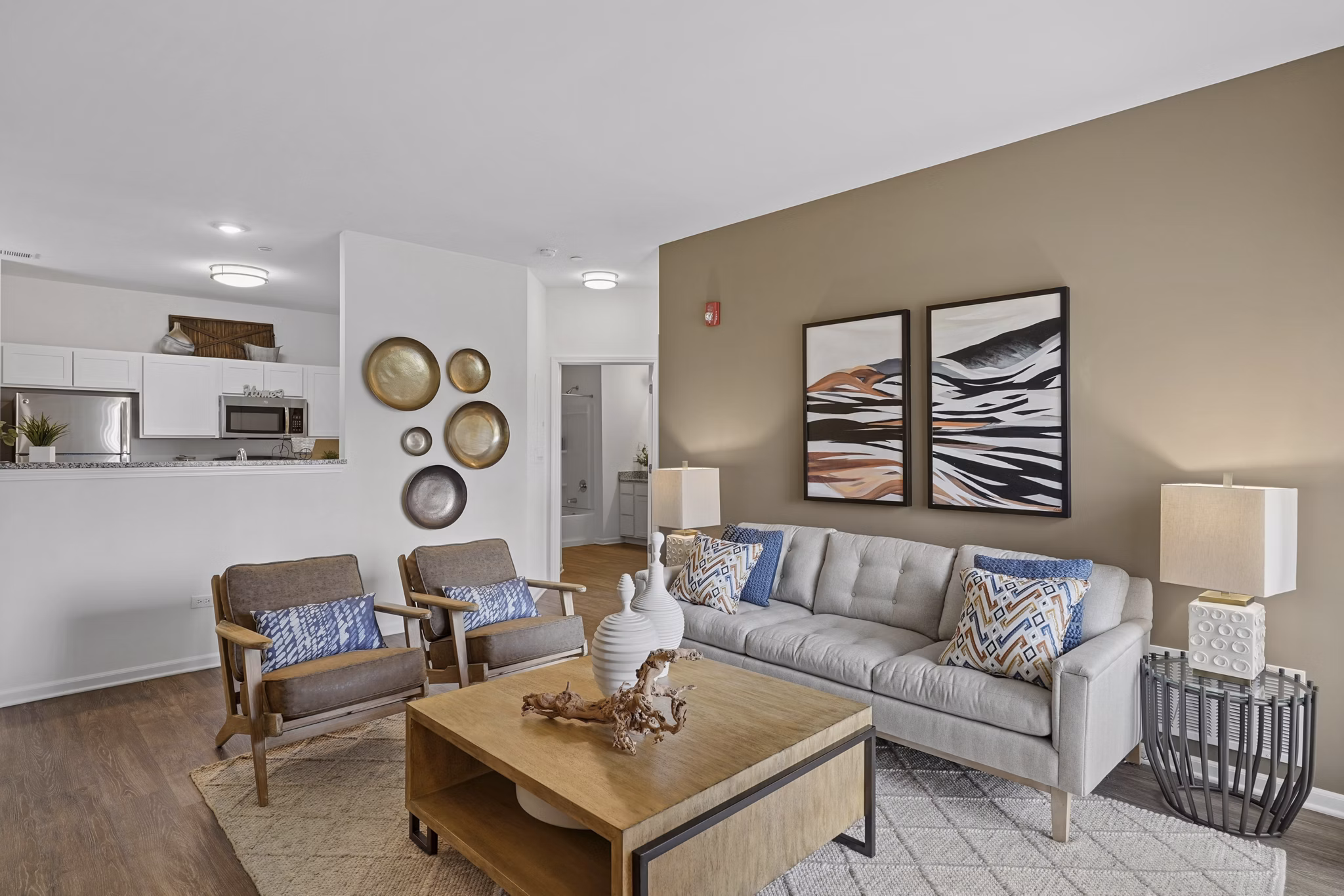 living room at Highland Ridge Apartments