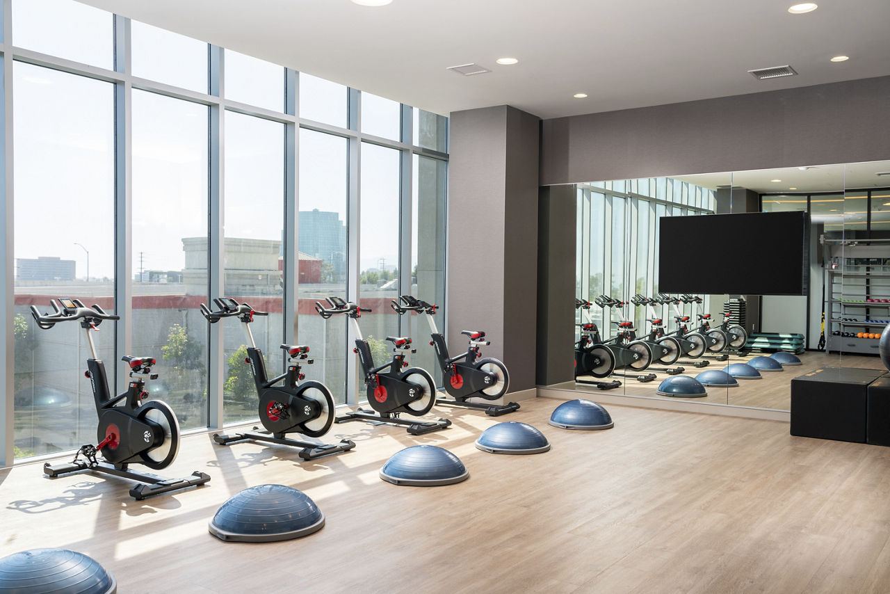 Gym at Linea Apartments (4 of 4)