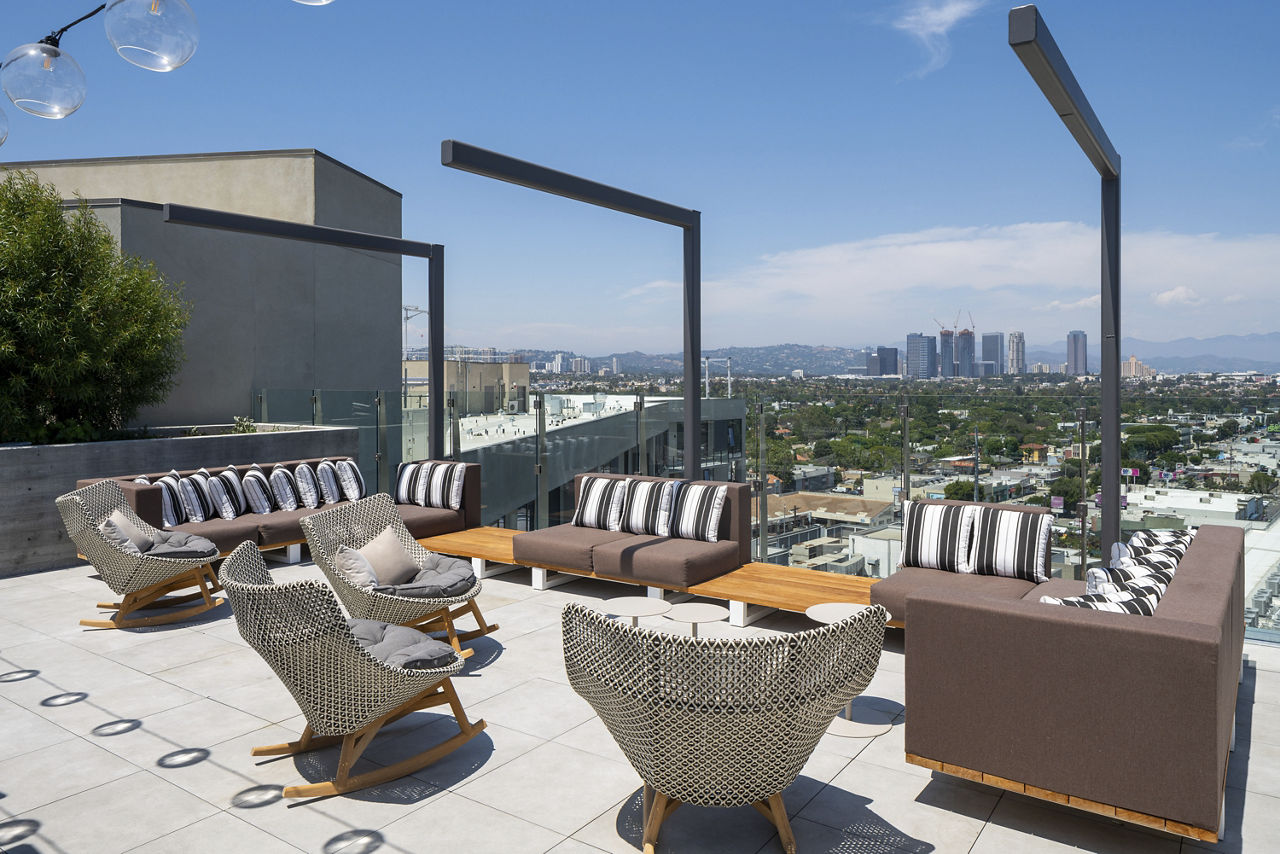 Roof deck at Linea Apartments (1 of 4)