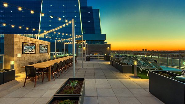 rooftop deck at Aura Watermark Apartments