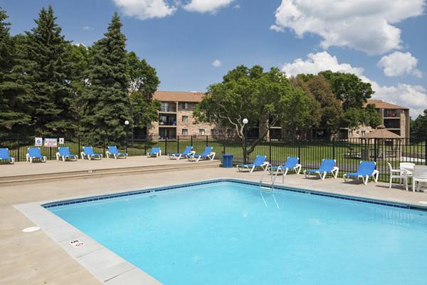 pool at Woods at Burnsville Apartments