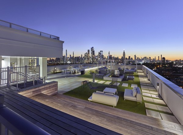rooftop deck at 7 Seventy House Apartments