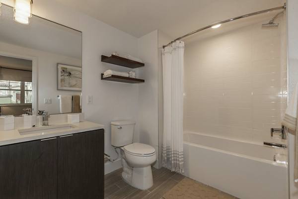 bathroom at Encasa Apartments