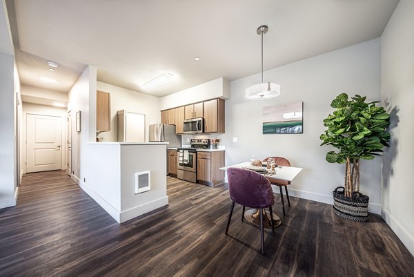 dining room at The McKenzie Apartments