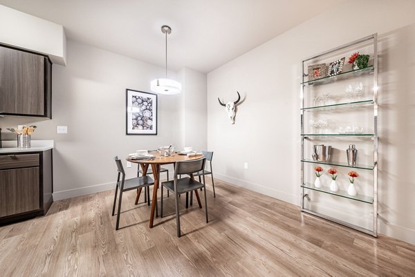 dining room at The McKenzie Apartments