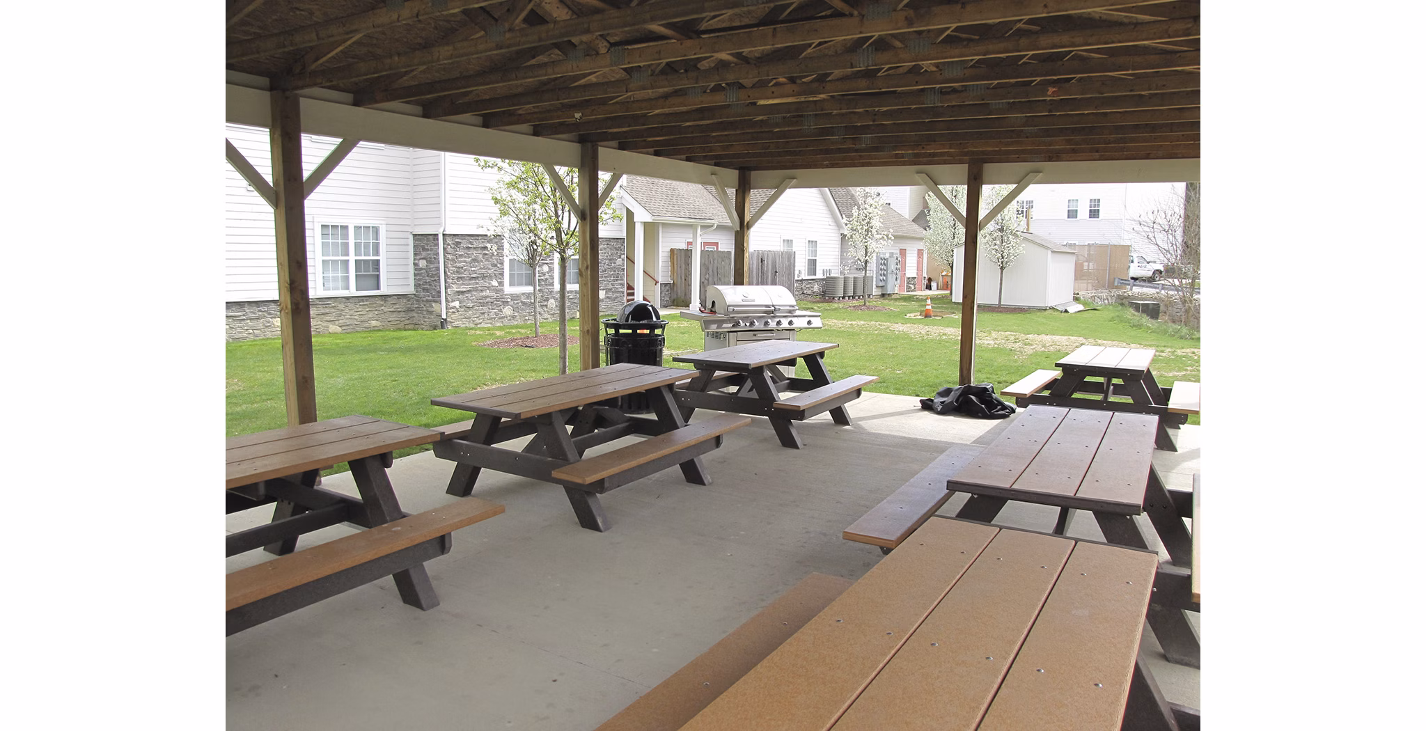 Outdoor recreation area with sports courts at Vulcan Village luxury apartments