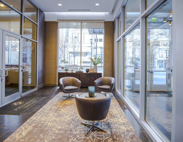 Leasing office featuring modern furnishings at Piedmont House Apartments in Atlanta