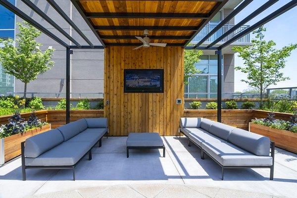 Patio/balcony with city views at Piedmont House Apartments