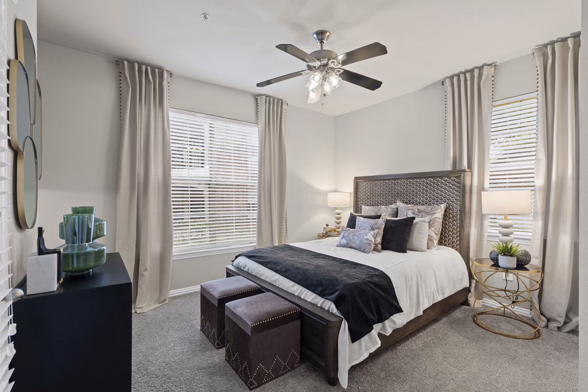 BEDROOM at Grapevine TwentyFour 99b Apartments