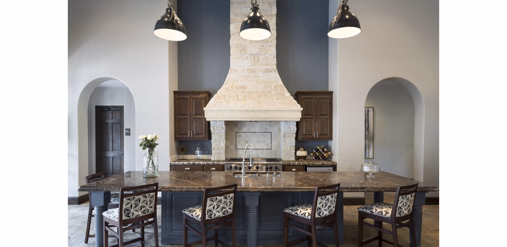 Clubhouse featuring modern design and seating at Grapevine TwentyFour 99 Apartments