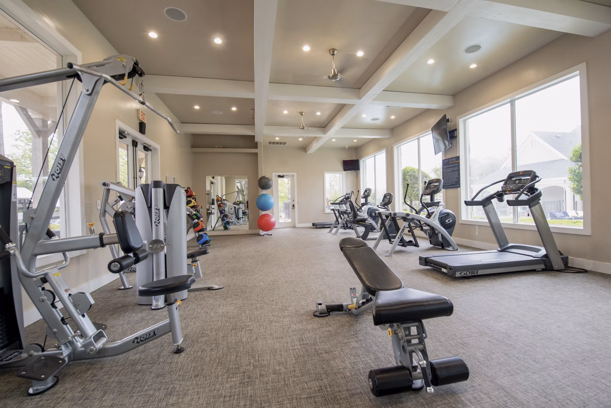 fitness center at Grapevine TwentyFour 99b Apartments