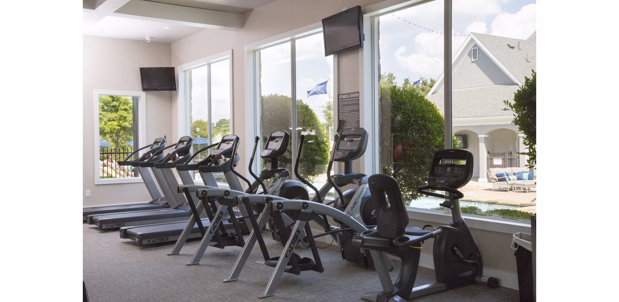 State-of-the-art fitness center with modern equipment at Grapevine TwentyFour 99 Apartments