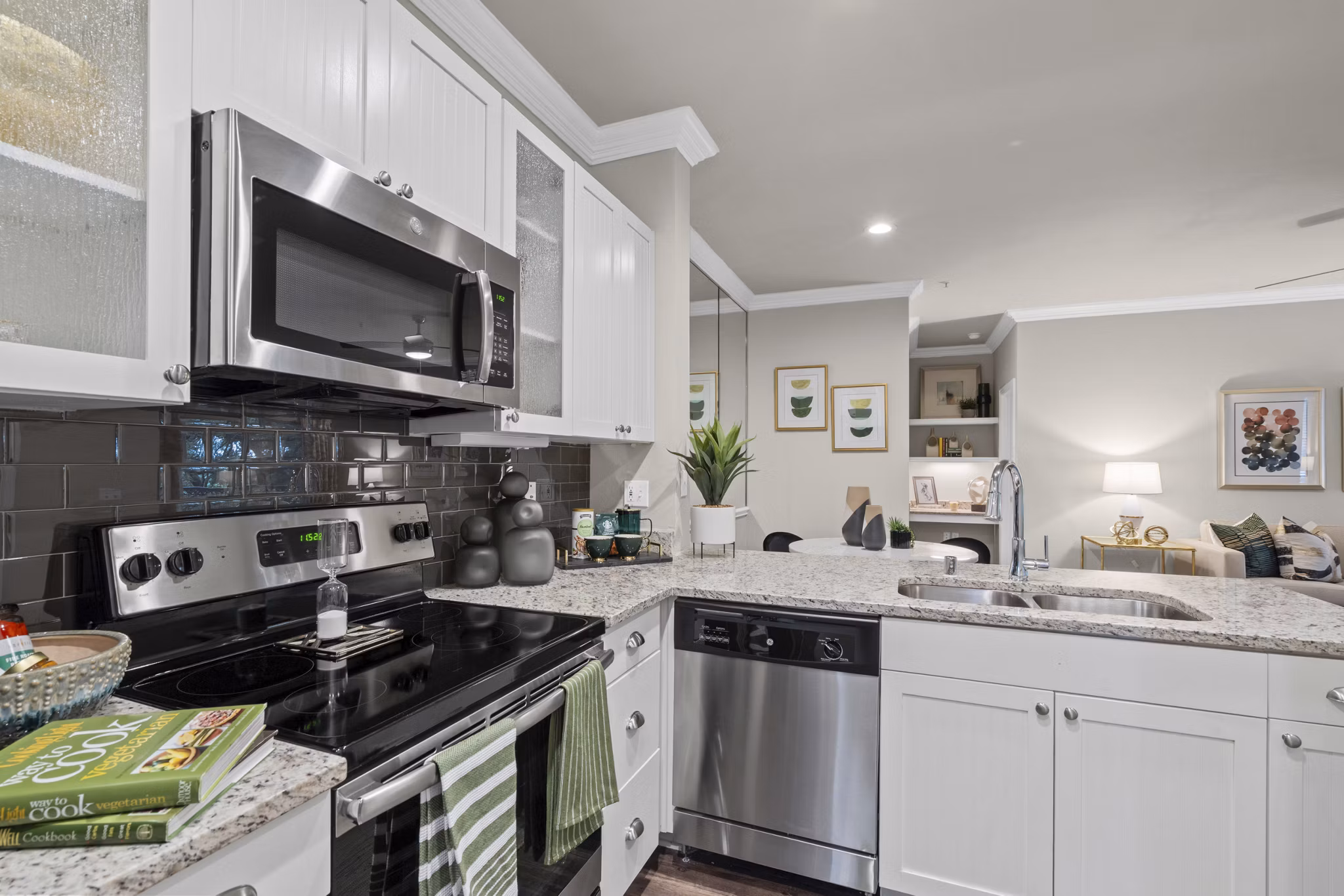 kitchen at Grapevine TwentyFour 99b Apartments