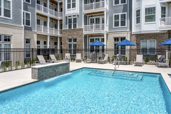 pool at Everleigh Short Pump Apartments