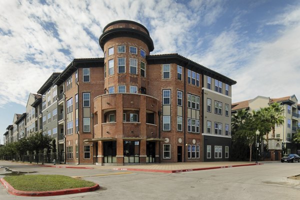 exterior at Arlo Buffalo Heights Apartments