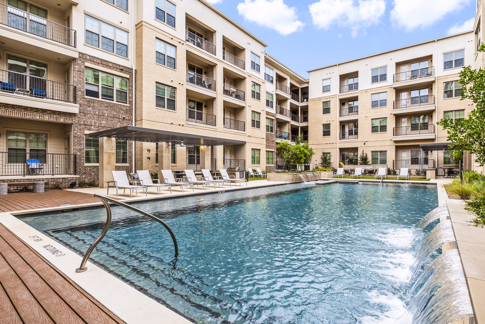 Property images of Addison Grove