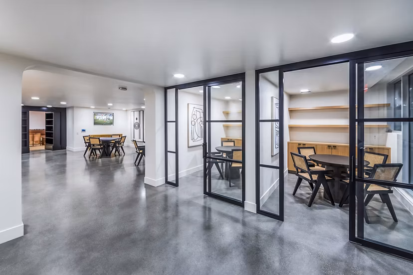 Modern meeting facility with sleek design at Be DTLA Apartments, perfect for business gatherings in Los Angeles