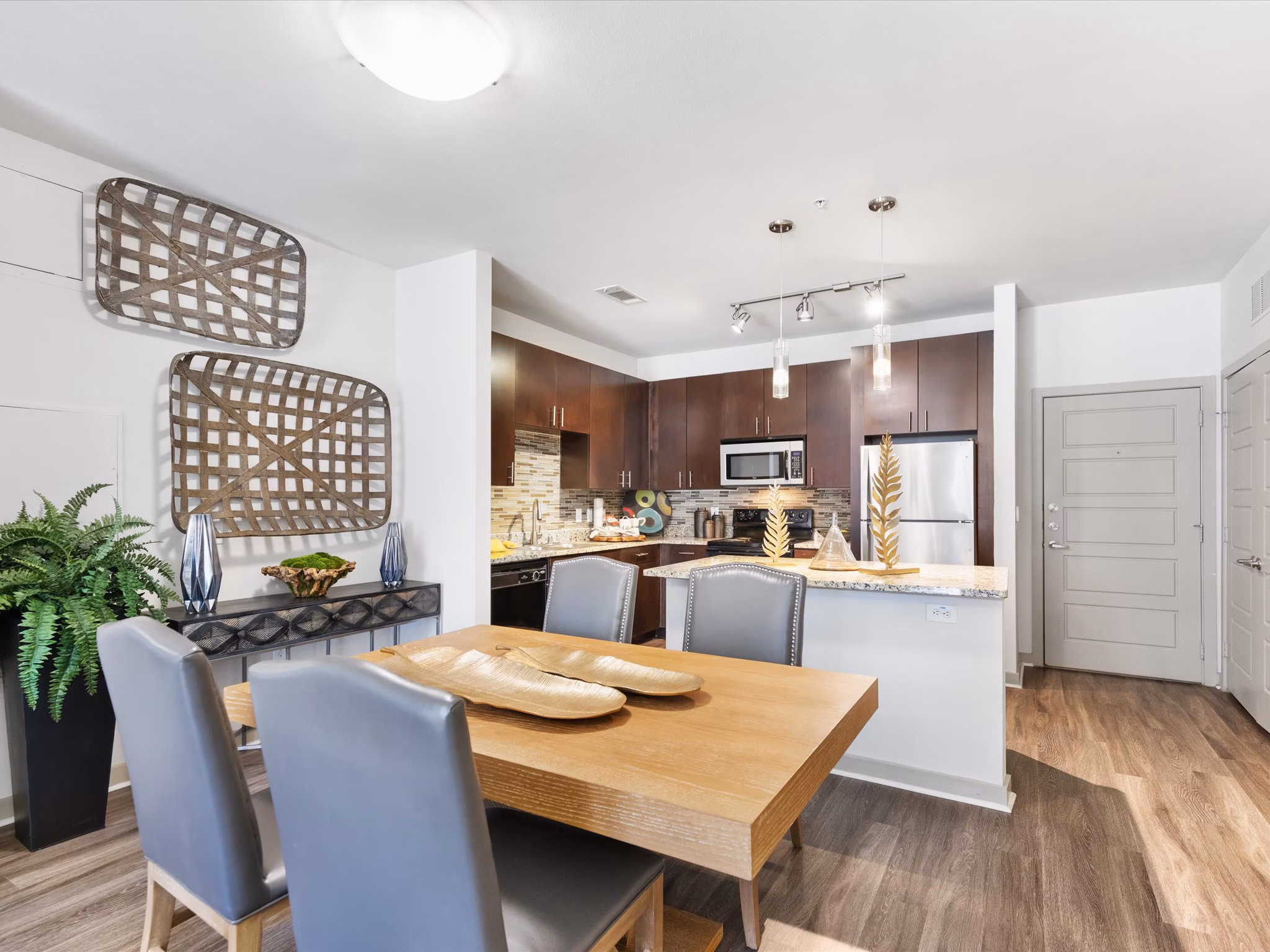 Kitchen at The Avery on Southwestern Apartments
