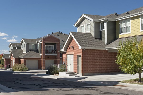 Griffis at Lowry Apartments: Elegant of luxury apartments in the desirable Lowry neighborhood