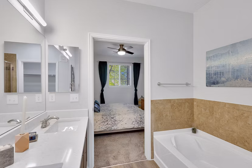 bathroom at Avia Lowry Apartments