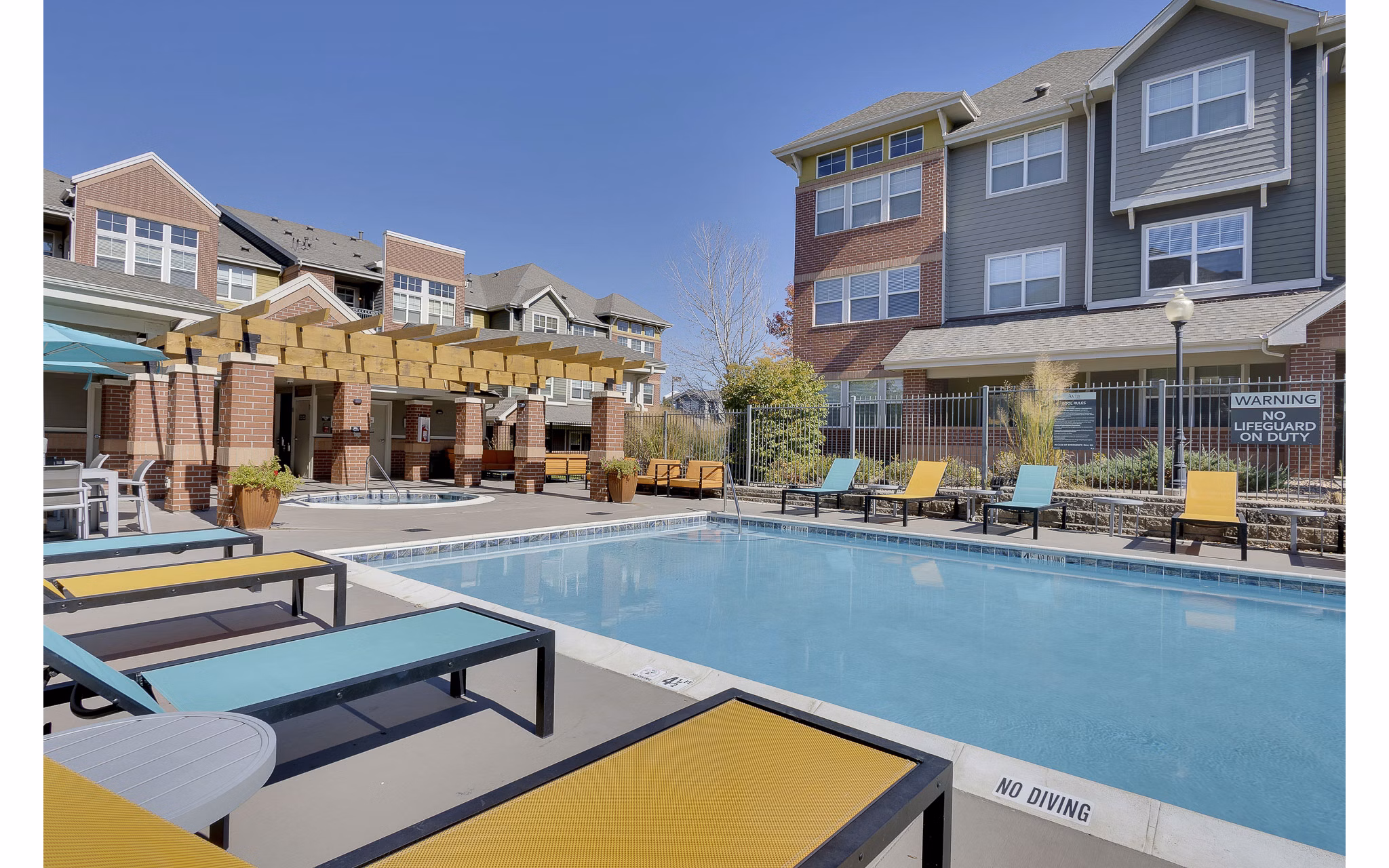 pool at Avia Lowry Apartments